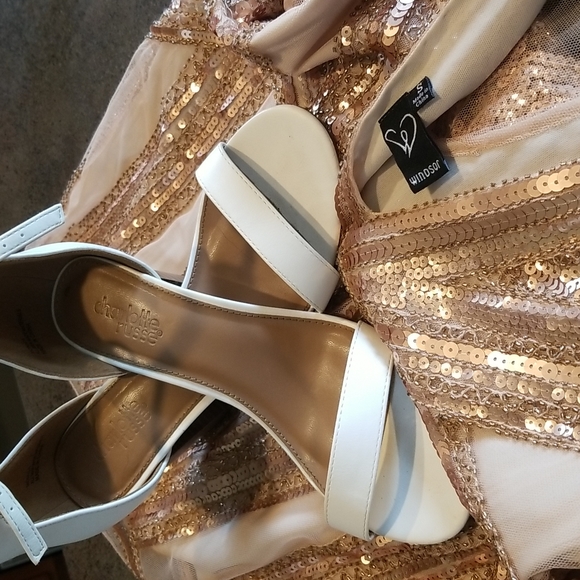 Gold Dress - Picture 5 of 10